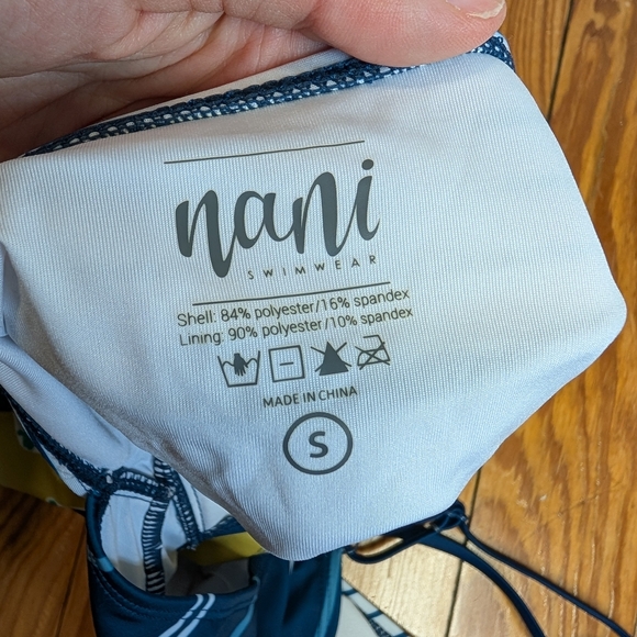 Nani Striped and Floral Blue And Yellow One-Piece Swimsuit Size S - Picture 6 of 6